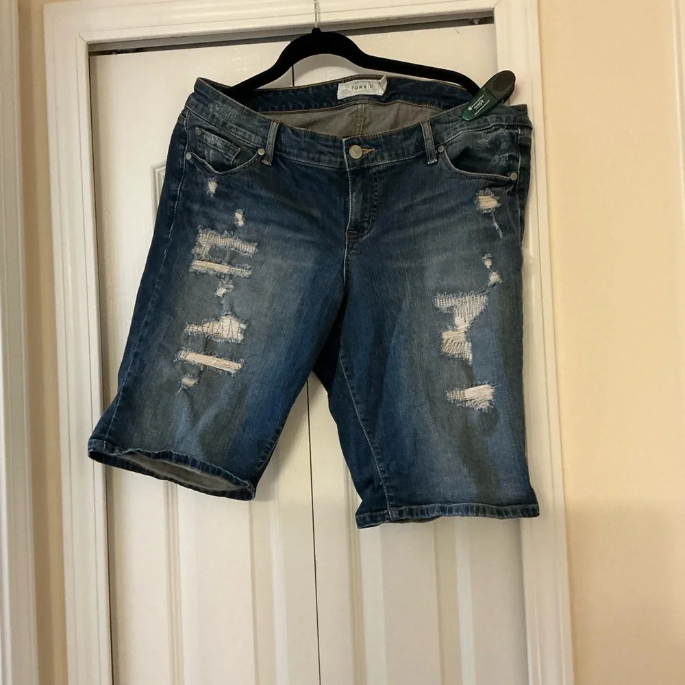 torrid Distressed Mid-Length Denim Bermuda Shorts - Blue